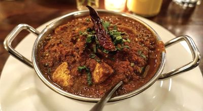 Restaurant-Style Lavastorm Curry