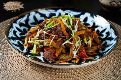 Stir-Fried Beef in Oyster Sauce